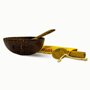 tovi coconut bowl small size with bamboo straw